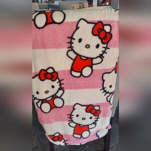 Hello Kitty striped blanket throw